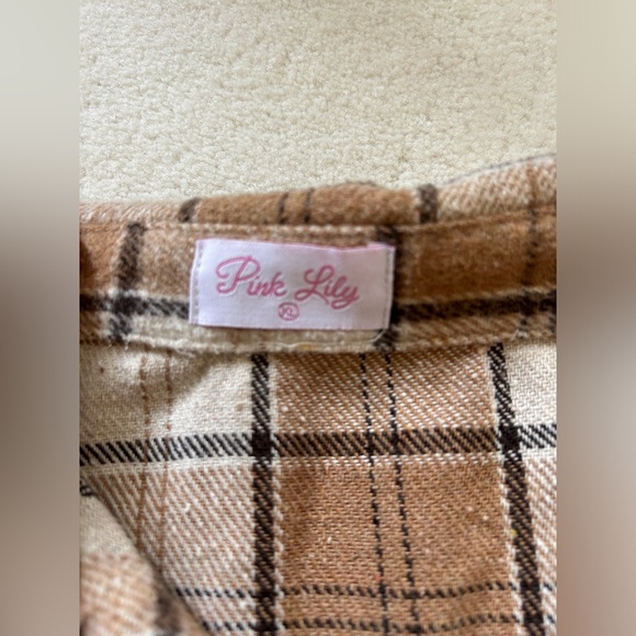 flannel shirt - Picture 2 of 2